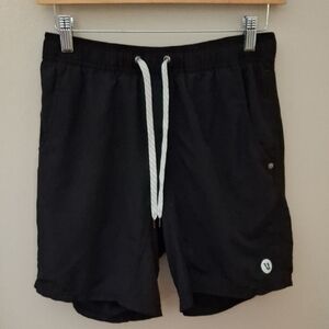 Vuori Black Shorts with Lining_1